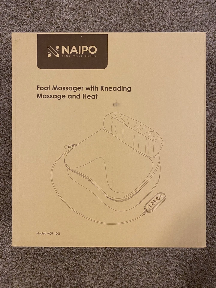 Masajeador de pies Napio con masaje de amasamiento y calor modelo MGF-1005 idea de regalo negro Foto 1 de 4