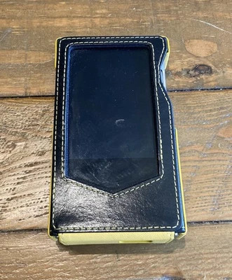 Luxury & Precision P6Pro Digital Audio Player DAP Bundle With Leather Case - Image 1 of 4