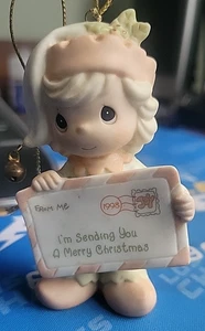 Precious Moments 1998 I’m Sending You a Merry Christmas 455628 Ornament - Picture 1 of 9