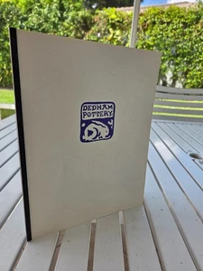 THE DEDHAM POTTERY AND THE EARLIER ROBERTSON'S CHELSEA POTTERIES 1993 - Picture 1 of 1