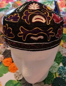 Bucharische jüdische Kippa Jarmulke handbestickte Nadelspitze/helle Farben Vintage - Bild 1 von 6