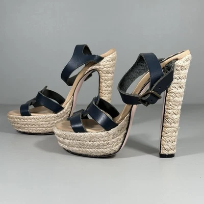 Sandálias de salto de couro vermelho Valentino Garavani tamanho IT36 US6 - Imagem 1 de 4