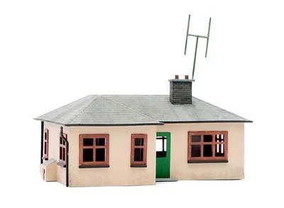 Dapol C021 Detached Bungalow Kit OO Gauge