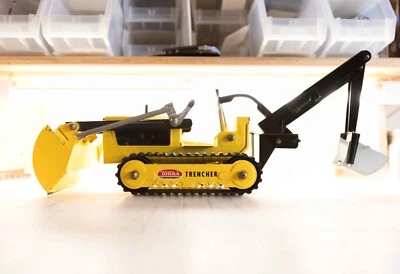 Bonito tractor TRENCHER TONKA VINTAGE ORIGINAL LIMPIO NO. 2534 con CAJA - AÑOS 60 EE. UU. Foto 1 de 4