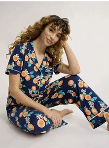 Joyspun Pajama SetCapri , Sleeve Knit TopShort with notch neck Size L Navy Print - Picture 1 of 4
