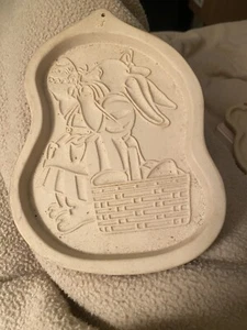 Longaberger Pottery 1996 Easter Easter rabbit girl with egg basket - Picture 1 of 2