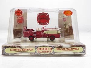 Code 3 Collectibles 12955 Honolulu Fire Department w/Outer Sleeve LN - Picture 1 of 9