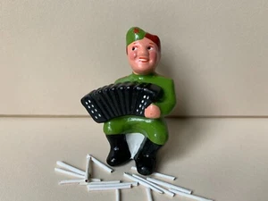 RAR Vintage Gips Gips Figur Raucher Soldat Terkin Spielzeug UdSSR - Bild 1 von 10