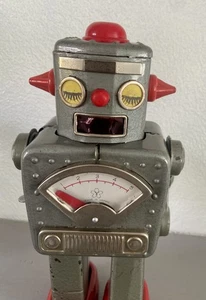 YONEZAWA WINKY ROBOT VTG MADE IN JAPAN 1962 W/UP SPARKS WORKING GOOD CONDITION - Picture 1 of 10