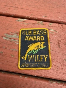 Vintage Wiley Sporting Goods 6 Pound B.A.S.S. Anglers Sportsman Fish Patch - Picture 1 of 5