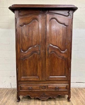 Antique 19th Century French Provincial Louis XV Style Carved Armoire with Key - Image 1 of 4