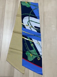 Hermes Maxi Twilly Clic Clac Seidentuch blau mit Karton unbenutzt. - Bild 1 von 9