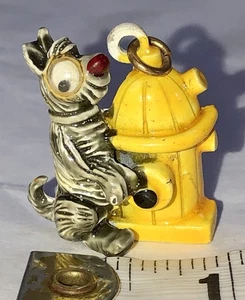 VINTAGE Scotty SCOTTISH TERRIER HUND CHARM ANHÄNGER HYDRANT bezaubernd - Bild 1 von 11