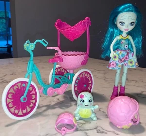 Enchantimals 6" Bambola Playset Bicicletta Costruita per Due Taylee Tartaruga Pet Bounder - Foto 1 di 3