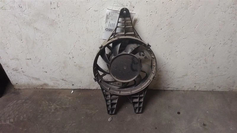 Radiator Fan Motor Driver Left Rear for 6.2L Chevrolet Corvette 2022 2610646 - Image 1 of 4