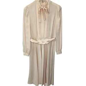 Vintage Impressions Secretary Dress Long Sleeve Bow Beige Cream Size 10 Pleated - Picture 1 of 9