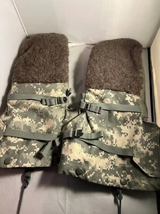 Extreme Cold Weather Military Mitten and Liner Set Size Small - Picture 1 of 4