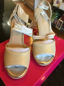 Lilly Pulitzer Womens Alyssa Wedge Ankle Wrap Sandals Gold Metallic Size 9 M NEW - Picture 1 of 12