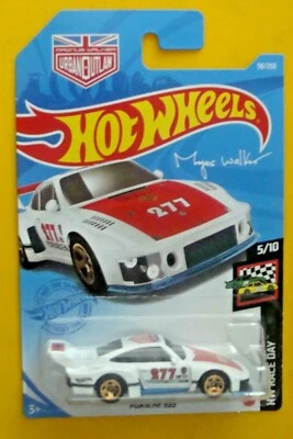 PORSCHE 935 - #277 RACE DAY - MARCUS WALKER - URBAN OUTLAW - COCHE 1:64 - HW 2020 Foto 1 de 4