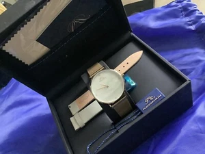 ladies Porsamo Bleu Gold Tone Watch With Interchangeable Gray Leather Strap. - Picture 1 of 10