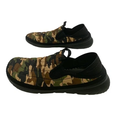 Zapato sin cordones Merrell Hut Moc verde camuflaje EE. UU. para hombre 7M Foto 1 de 4