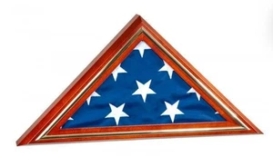 GOLDRAND US FLAG VITRINE SHADOW BOX WITH CHERRY FINISH - Bild 1 von 1