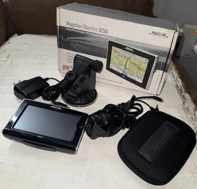 Magellan Maestro 4250 Car Set GPS 4.3" LCD AAA TTS Bluetooth PR MAPS - Image 1 of 4