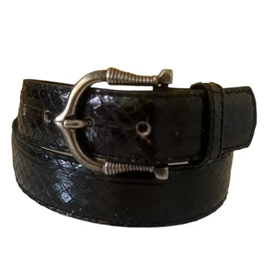 Cinto skinny preto pele de cobra genuíno feminino tamanho XS/S - Imagem 1 de 4