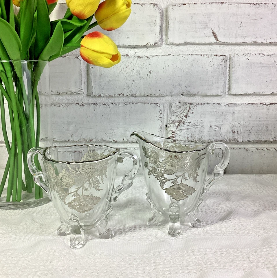Juego de Azúcar y Crema Cristal con Patrón Floral Plateado Patas Foto 1 de 4