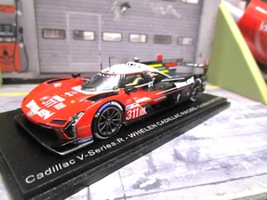 Cadillac V-Series R 24h Le Mans 2024 Whelen #311 Derani Aitken Drugov Spark 1:43 - Imagen 1 de 5