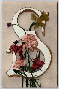 Large Letter Alphabet S~White Letter w/Gold Trim~Carnations~Daffodil~#87-17 - Picture 1 of 2