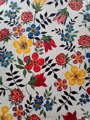 Remnant EDENHAM T - FLORAL - Liberty Tana Lawn cotton approx 44 x 30 cm - Image 1 of 3