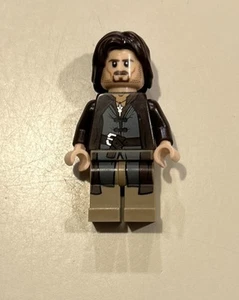 LEGO Minifigura Señor de los Anillos Aragorn Piernas Bronceadas Oscuras - LOR017 - Imagen 1 de 4