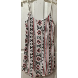 Sam Edelman embroidered embellished shift dress, Size S - Retail $139.00 - Picture 1 of 7