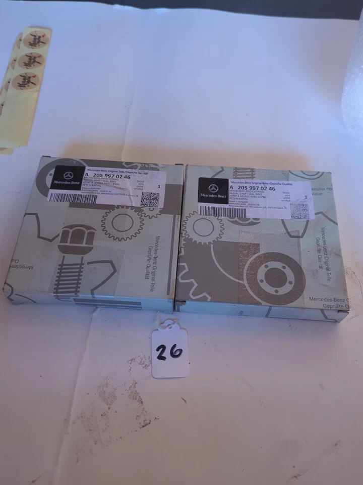 Anel de vedação de eixo radial genuíno Mercedes-Benz 205-997-02-46 - Imagem 1 de 4
