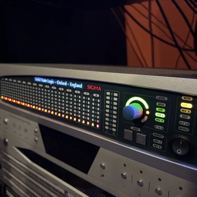 Mezclador Solid State Logic Sigma Summing usado funciona muy bien  Foto 1 de 3