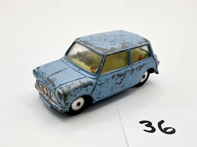 CORGI TOYS # 226 MORRIS MINI MENOR AZUL LIMÓN INTERIOR BUJES LISOS FUNDIDO A PRESIÓN 1960 Foto 1 de 4