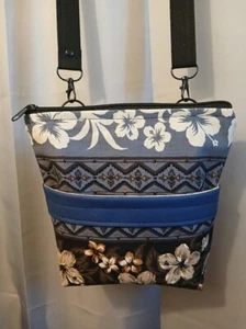 Neu Travel Sling Crossbody Blue Pebbled Vinyl Hawaii Stoff Braun Schwarz Lotus - Bild 1 von 10