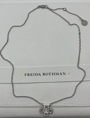 Cruz maltesa de plata esterlina Freida Rothman con piedras circonitas 16-18 pulgadas Foto 1 de 4