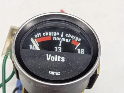 Medidor de voltaje de voltios OEM Jaguar XJ6 XJ12 Smiths ​  Foto 1 de 4