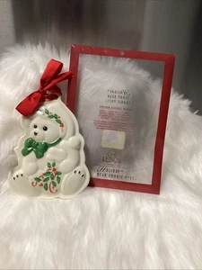 Oso de peluche Lenox Holiday adorno prensa de galletas Navidad nuevo en caja decoración coleccionable - Imagen 1 de 6