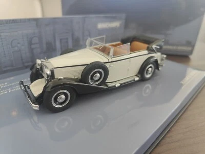 Minichamps Maybach Zeppelin 1932 White/Black 1:43 - Image 1 of 4