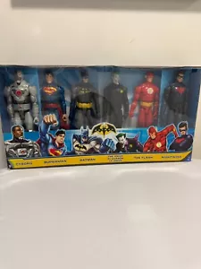 MATTEL 6 PACK 12"FIGURES BATMAN,JOKER,SUPERMAN,FLASH,NIGHTWING,CYBORG NEW DMP81 - Picture 1 of 5