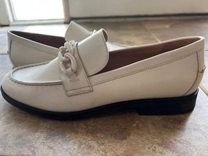 Nuevo Zapato Mocasín Cole Haan Cadena Stassi Mujer 9.5 B Cuero Marfil Tacón Bajo - Imagen 1 de 7