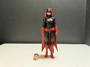 Figura de acción Mattel DC Multiverse Batwoman Rebirth 6"" Clayface BAF CNC Wave - Imagen 1 de 7