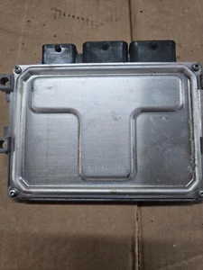 2013 Peugeot 208 1.0vti ECU 9805321980 v29033054a - Picture 1 of 4
