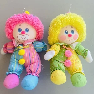 Vintage 1985 American Greetings Amtoy Clown 2 Stück Plüsch rosa blau gelb grün - Bild 1 von 8