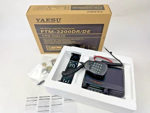 YEASU FTM-3200DR mit Mikrofon, 12V Nachlassfund, sieht neuwertig aus, mit Box - Bild 1 von 10