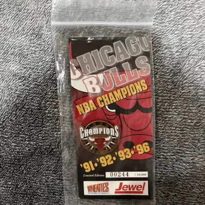CHICAGO BULLS 1996 NBA Champions Wheaties - Jewel - 91' 92' 93' 96' Pin Limited - Image 1 of 2