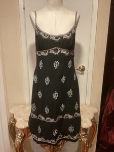 CDC schwarz Perlen Pailletten Detail Abendkleid Größe 10 - Bild 1 von 4